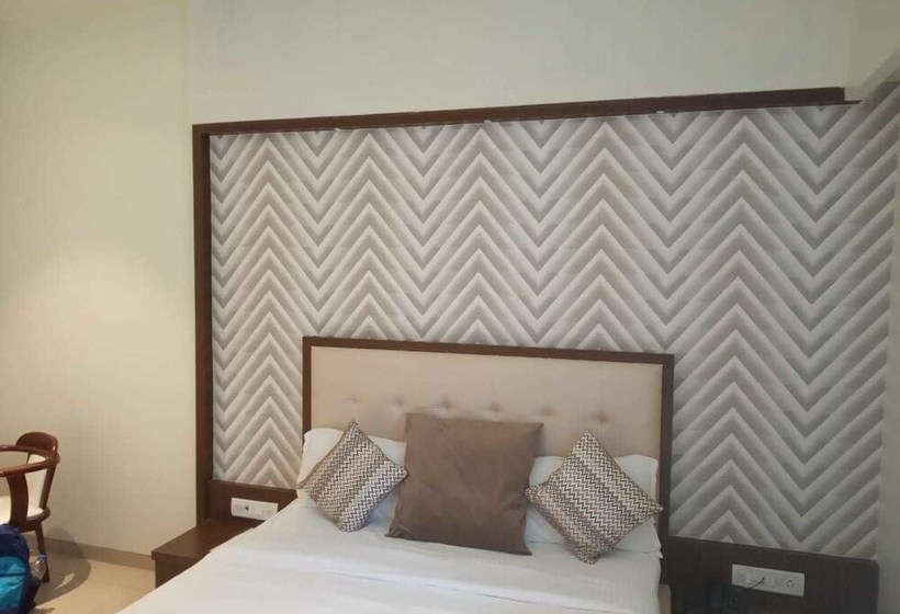 酒店 Shree Balaji International