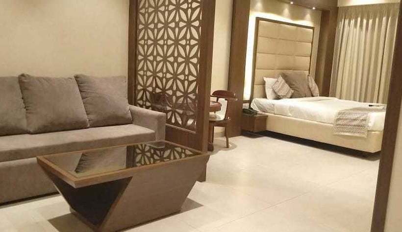 酒店 Shree Balaji International