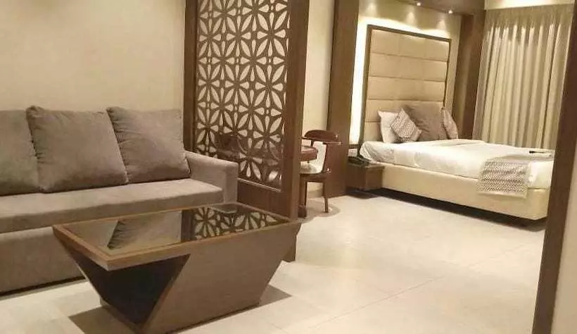 Hotelli Shree Balaji International