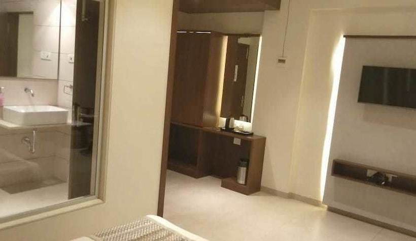 酒店 Shree Balaji International