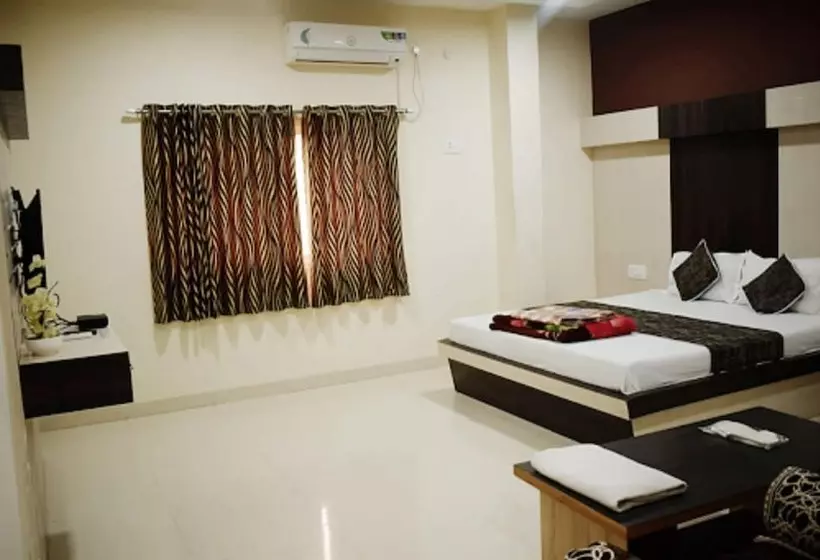 Hotelli Sri Ganpati Palace