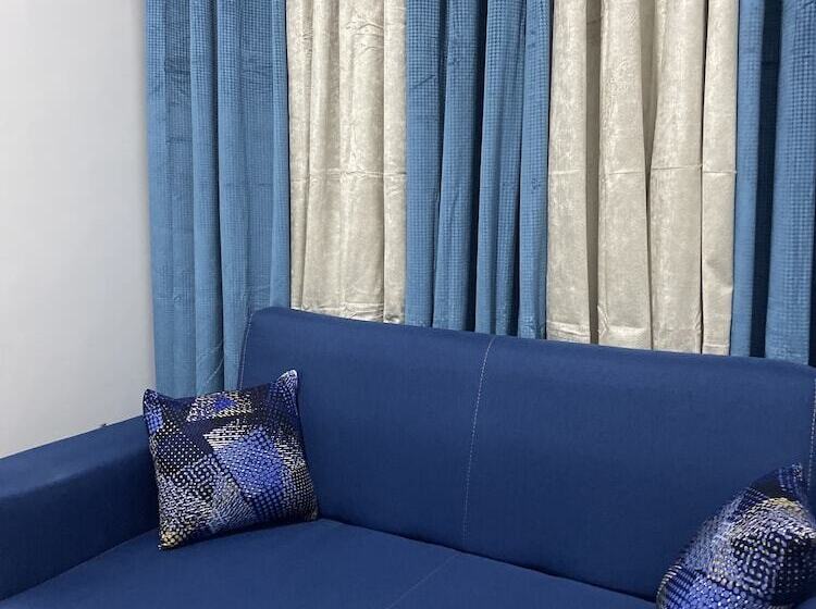 פנסיון Accruase Paradise