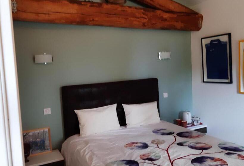 ペンション La Ferme De Capucine