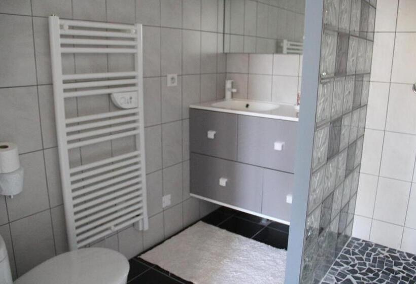 ペンション La Ferme De Capucine