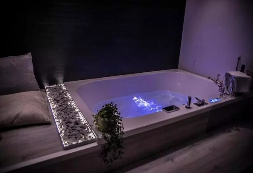 ペンション Royal Suite