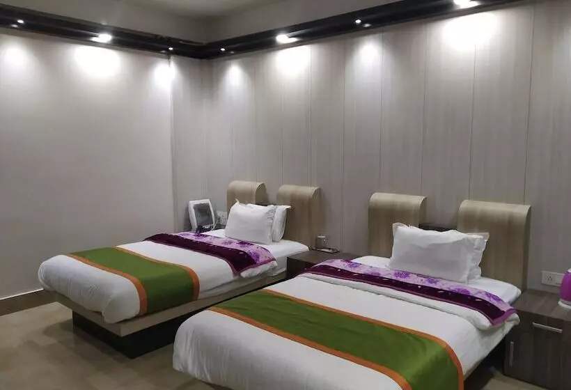 リゾートホテル Ziro Palace Inn