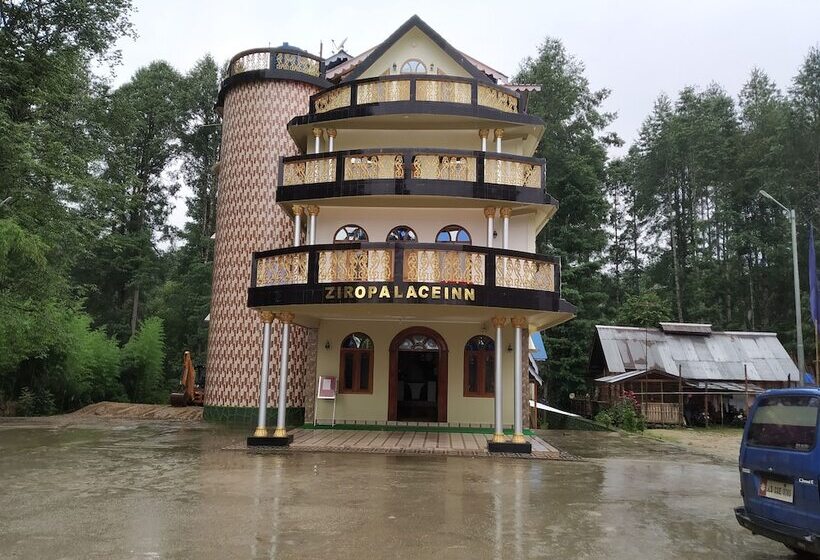 استراحتگاه Ziro Palace Inn