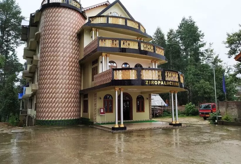 リゾートホテル Ziro Palace Inn