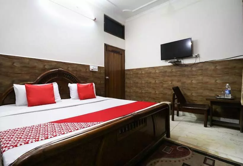 Spot On 46852 Hotel Pal Regency