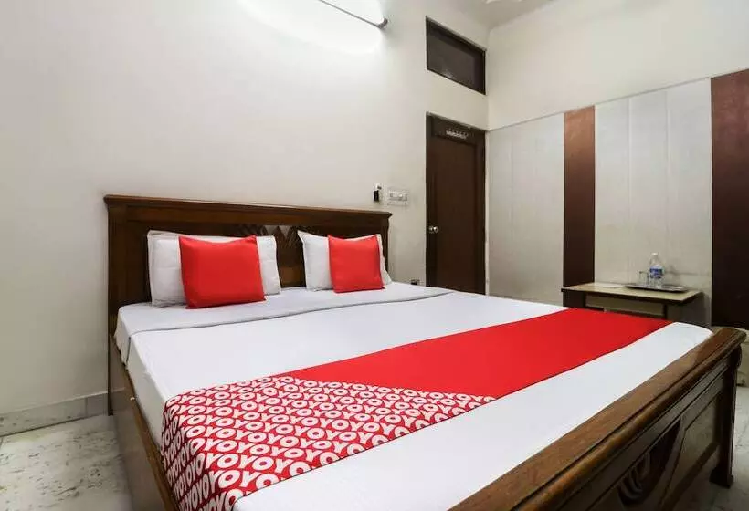 Spot On 46852 Hotel Pal Regency