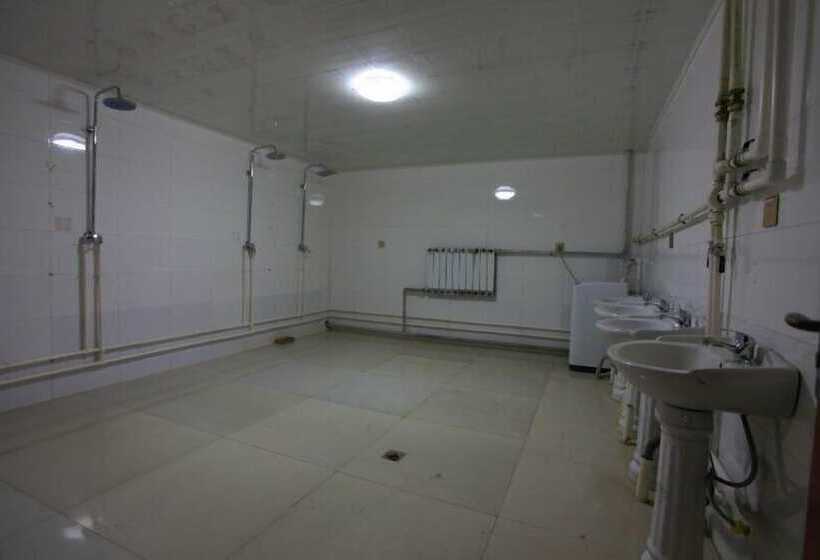 Wutai Mountain Waldorf Youth Hostel