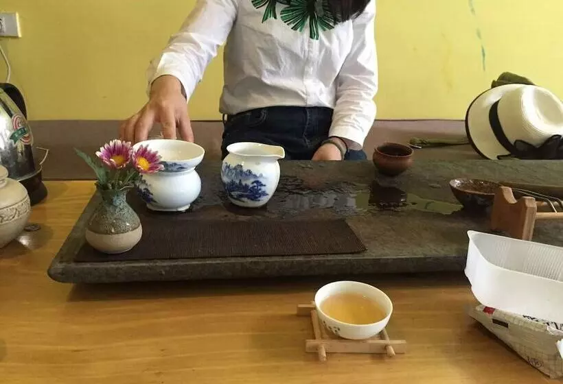 Wutai Mountain Waldorf Youth Hostel
