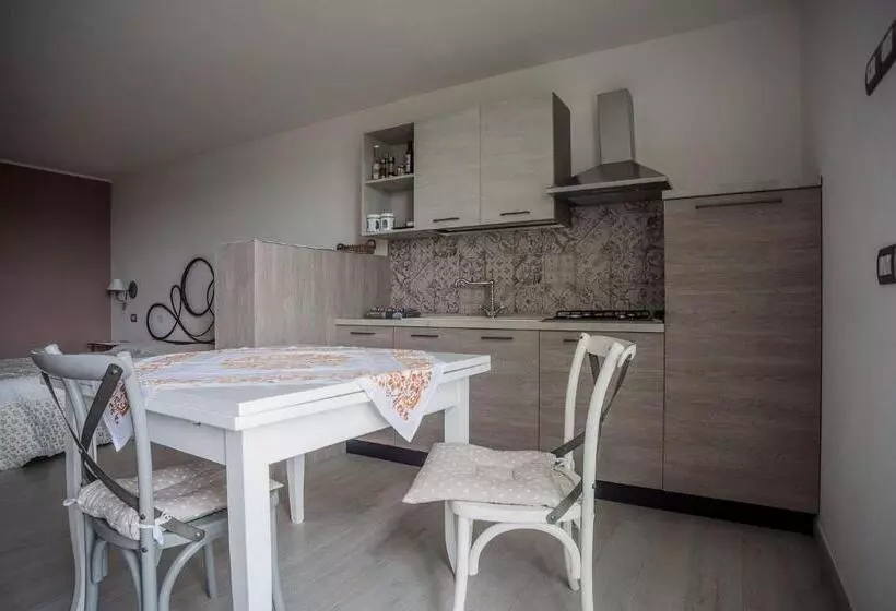 Aamiaismajoitus (B&B) Il Pavone Errante