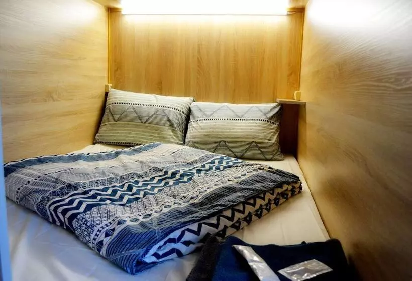 Capsule Hotel Tolmachevo