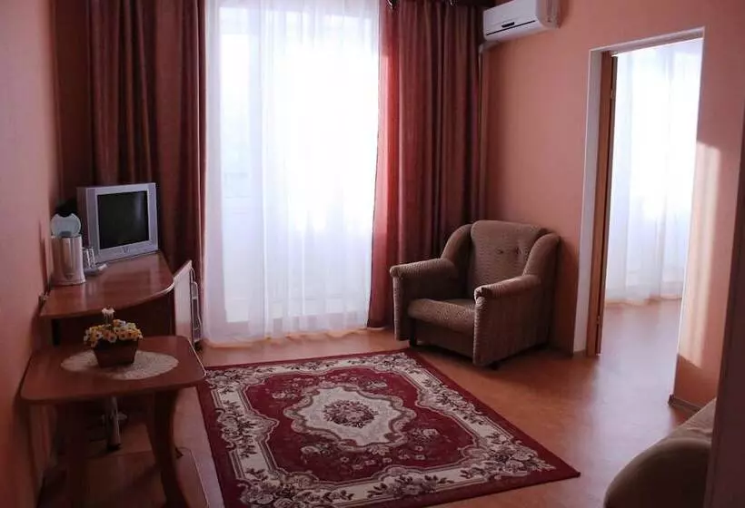 Health Resort Nadezhda   Hostel