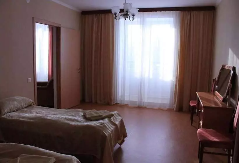 Health Resort Nadezhda   Hostel