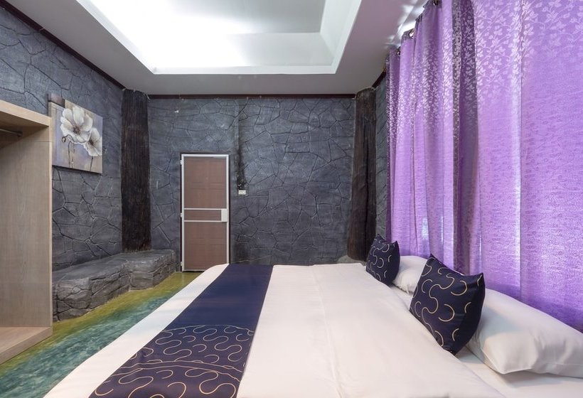 Отель Capital O 418 Saksaitarn Resort