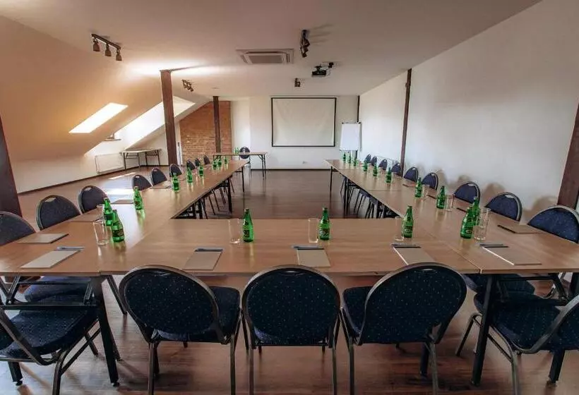 ホテル Dwór Klembów