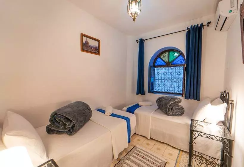 هتل Hôtel Dar Nokhba