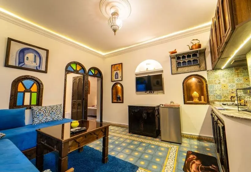 هتل Hôtel Dar Nokhba