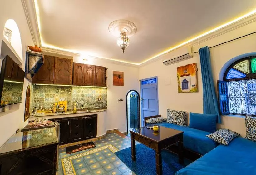 هتل Hôtel Dar Nokhba