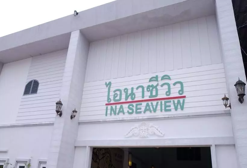 Hotelli I Na Seaview