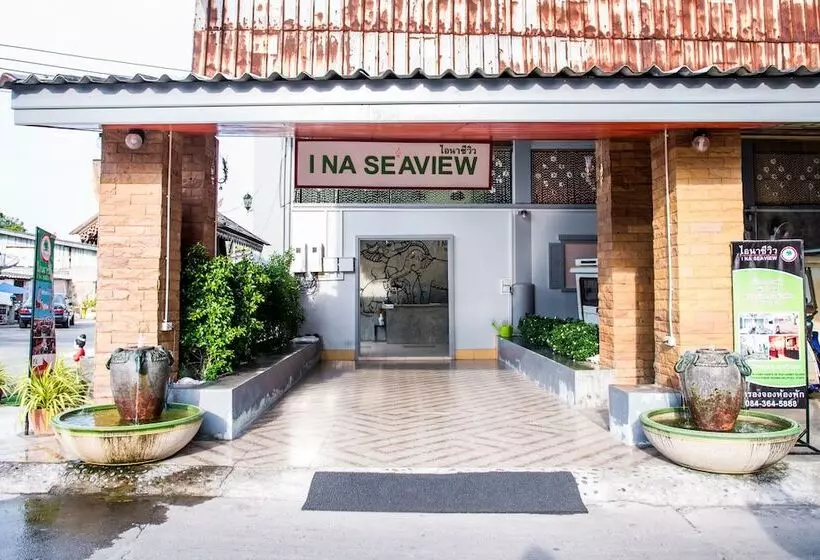 Hotelli I Na Seaview