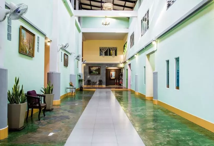 Hotelli I Na Seaview