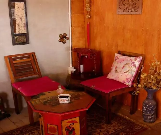 Hotelli I Na Seaview