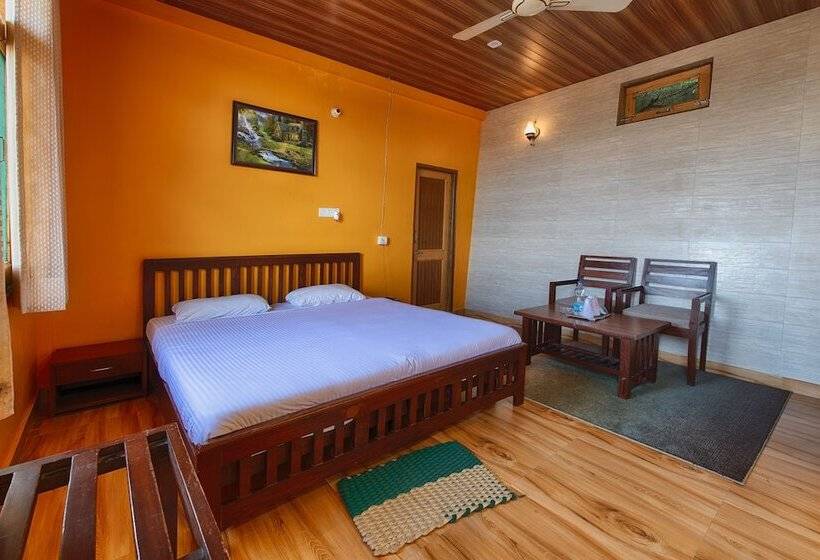 בית מלון כפרי Sherpa Eco Resort