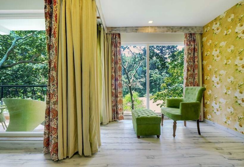 Отель Summit By The Ganges Beach Resort & Spa