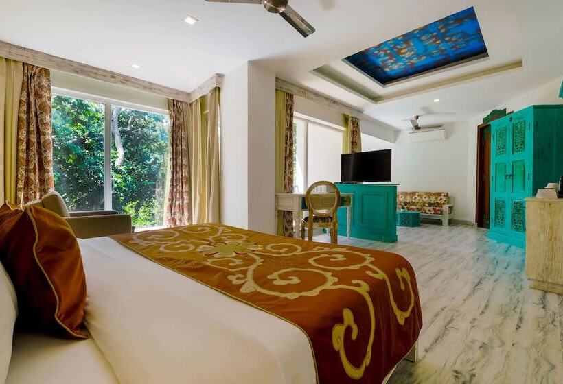 Отель Summit By The Ganges Beach Resort & Spa