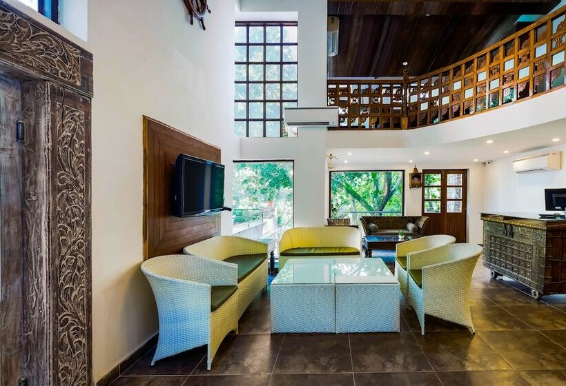 Отель Summit By The Ganges Beach Resort & Spa