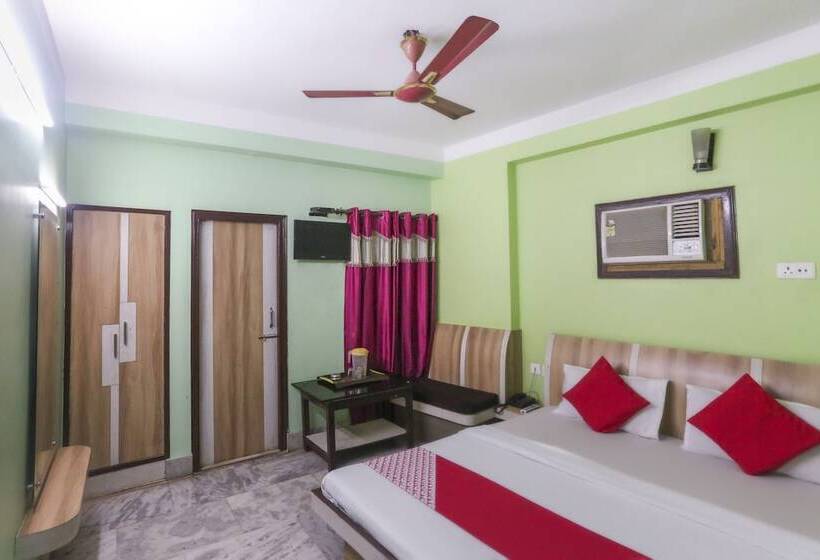 Hotel Tanushree By Oyo Rooms