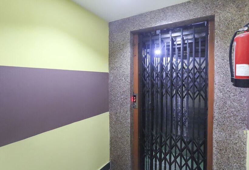 Hotel Tanushree By Oyo Rooms