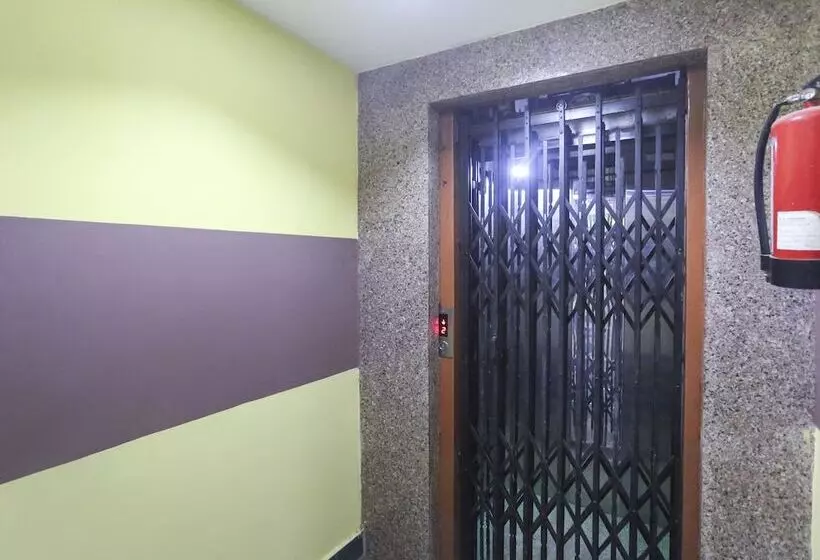 Hotelli Tanushree By Oyo Rooms