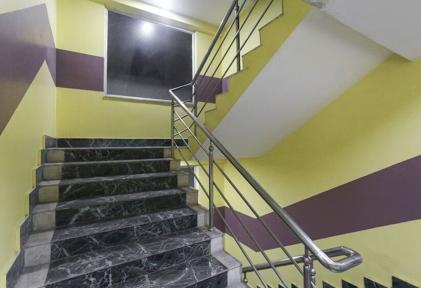 Hotel Tanushree By Oyo Rooms