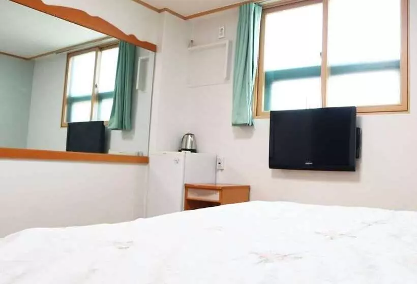 Iny Pension
