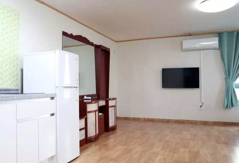 Iny Pension