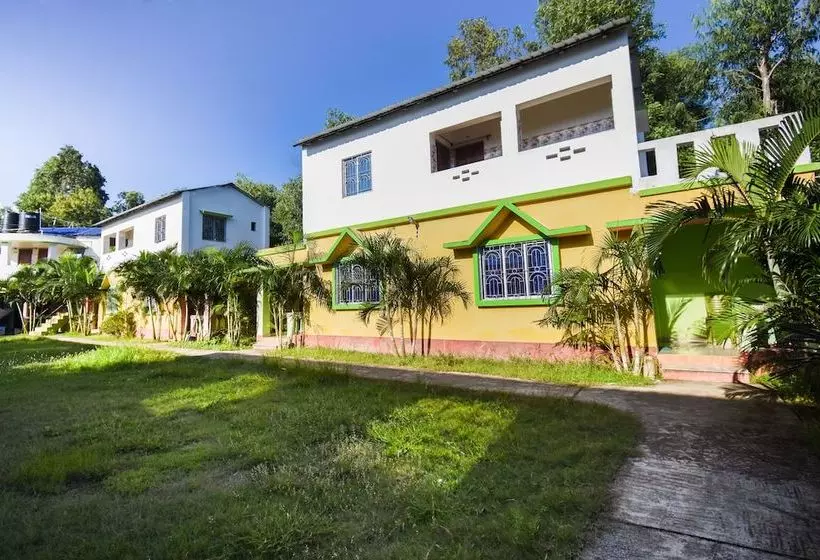 ホテル Spot On 49956 Mainak  & Cottage