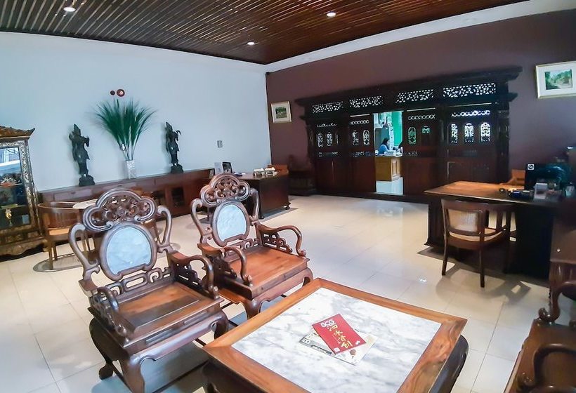 Whiz Prime Hotel Darmo Harapan Surabaya