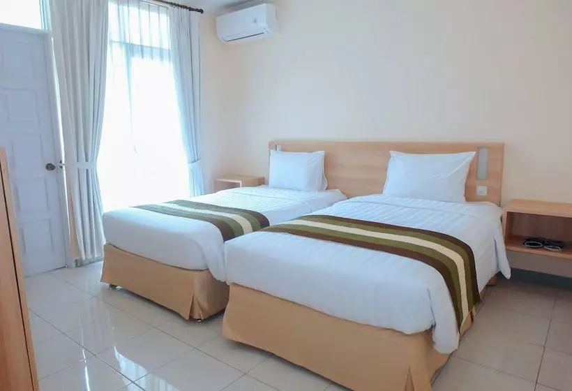 Whiz Prime Hotel Darmo Harapan Surabaya