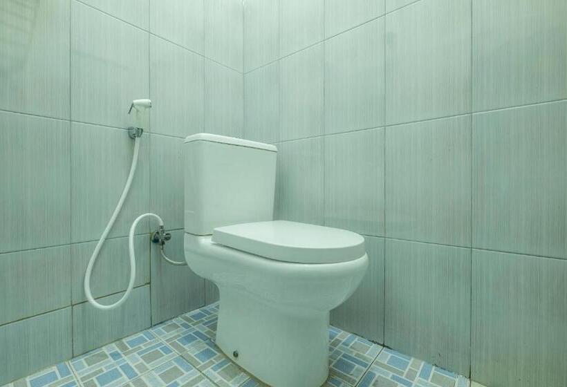 הוסטל Spot On 1889 Mbuahpage