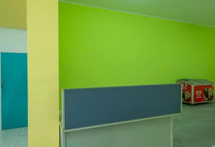 הוסטל Spot On 1889 Mbuahpage