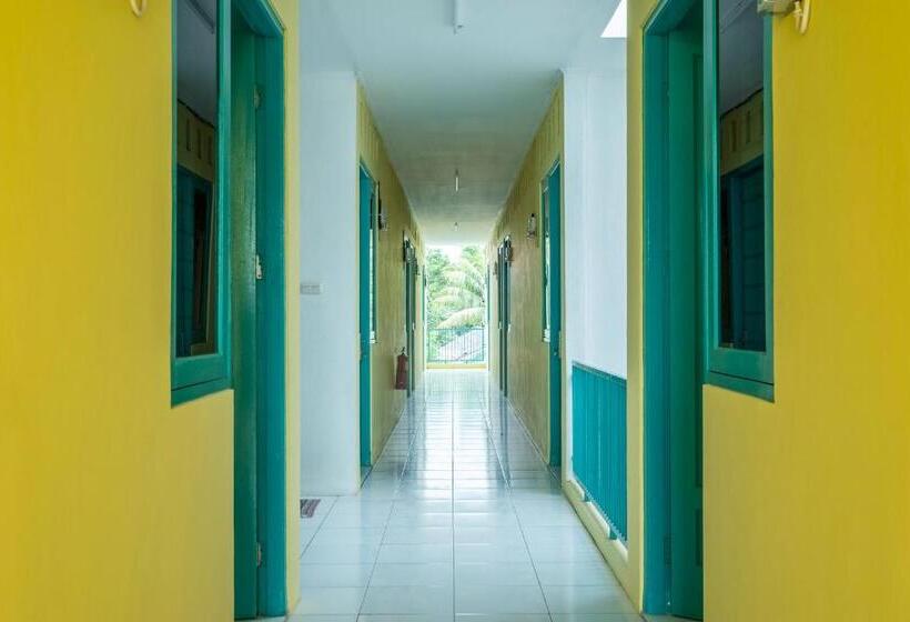 הוסטל Spot On 1889 Mbuahpage