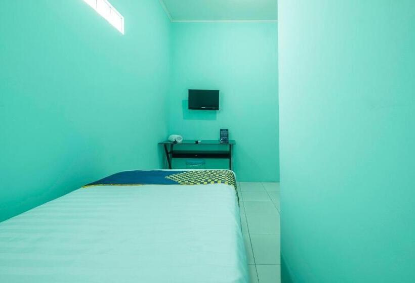 הוסטל Spot On 1889 Mbuahpage