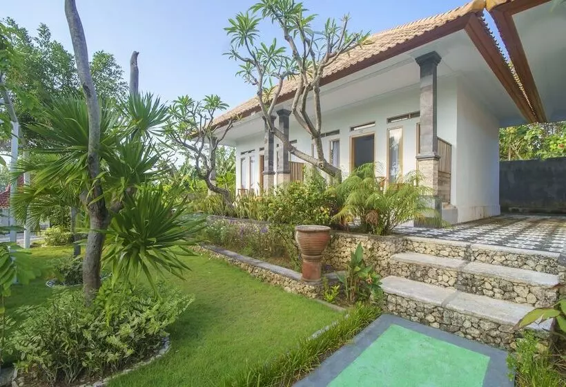 Aamiaismajoitus (B&B) Govardhan Bungalow