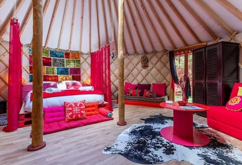 Aamiaismajoitus (B&B) Le Moulin Des Tréans