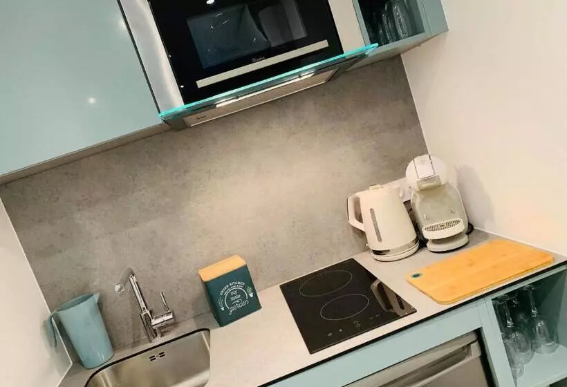 Aamiaismajoitus (B&B) Une Pause Au Vert Studio 2 Personnes