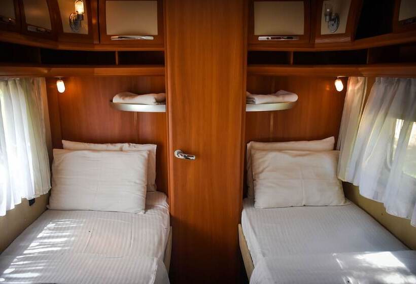 Hotel Big Game On Wheels   Wilpattu